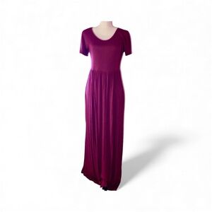 Casual Dark Red Maxi Dress. Size M.